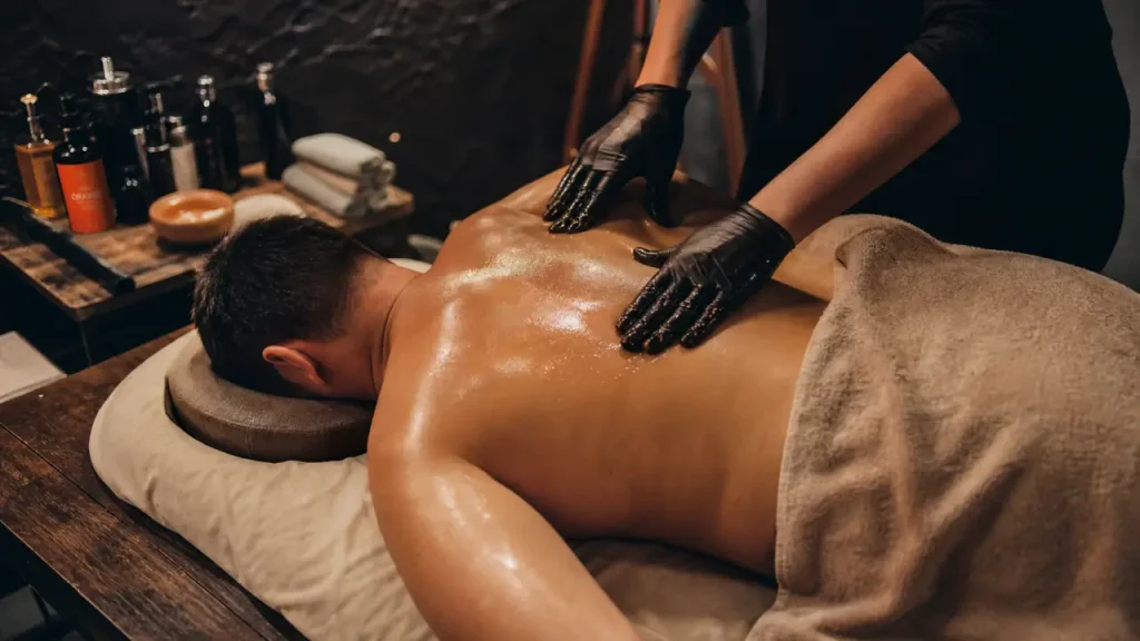 Technique de massage pour le dos : préparation, gestes et erreurs à éviter
